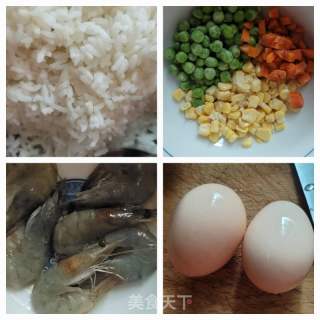 虾仁蛋炒饭的做法步骤：1