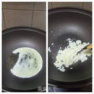 虾仁蛋炒饭的做法步骤：7