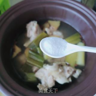 大骨头炖茄子的做法步骤：3