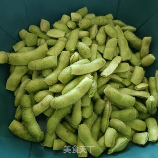水煮毛豆的做法步骤：2