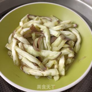 蒜蓉辣酱茄子条的做法步骤：4