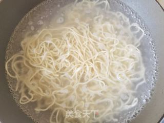 火鸡酱拌饸饹的做法步骤：3