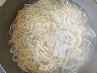 火鸡酱拌饸饹的做法步骤：4