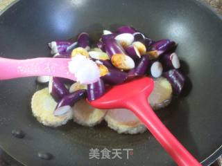 茄子烧圆素鸡的做法步骤：8