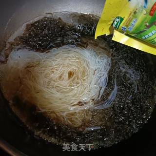 紫菜荷包蛋汤粉丝的做法步骤：5