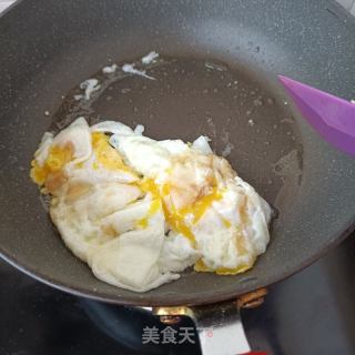 茭瓜炒蛋的做法步骤：4