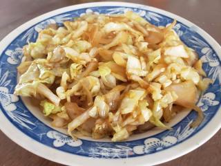 包菜炒洋葱的做法步骤：5
