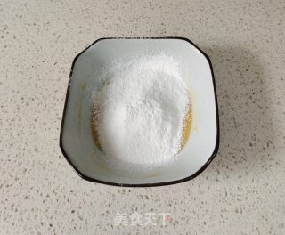 绵软杯子小蛋糕的做法步骤：4