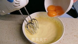 蔓越莓白巧克力蛋糕的做法步骤：8