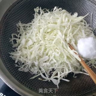 腊肠炒大头菜的做法步骤：5