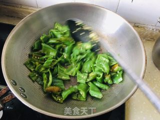 豆豉烧青椒的做法步骤：5