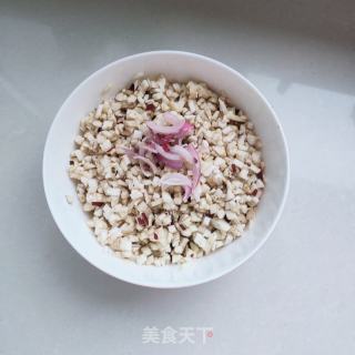 茄子猪肉包子的做法步骤：3