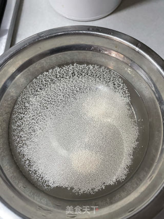 家庭版鸡蛋汉堡的做法步骤：1