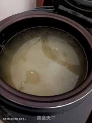 沙虫干贝刀鳅黄鳝粥的做法步骤：4
