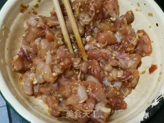 爆炒麻辣兔腿的做法步骤：3
