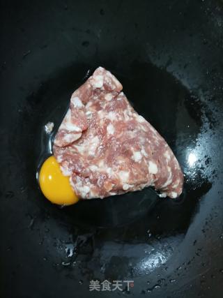 家常香菇木耳水饺的做法步骤：2