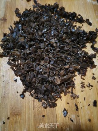 家常香菇木耳水饺的做法步骤：7