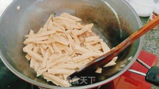 腐竹烧肉的做法步骤：6