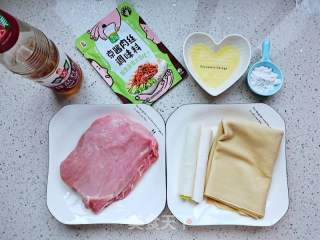 京酱肉丝的做法步骤：1