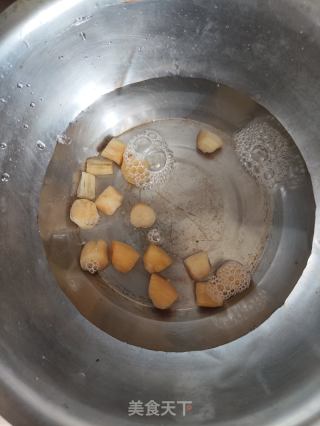 冬瓜薏米龙骨汤的做法步骤：2