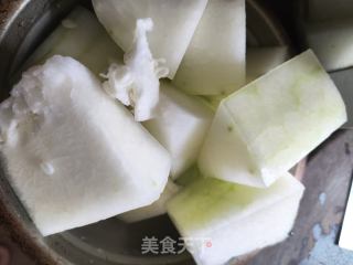 冬瓜薏米龙骨汤的做法步骤：3
