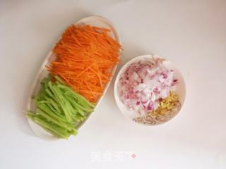 酱香荞麦凉面的做法步骤：2