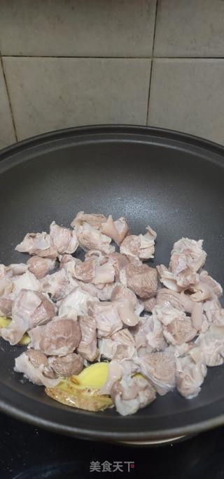红烧护心肉面筋的做法步骤：9