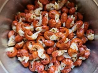 麻辣虾尾烧玉米的做法步骤：3