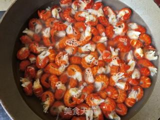 麻辣虾尾烧玉米的做法步骤：4