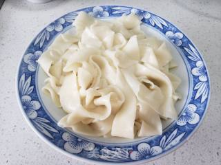 西红柿鸡蛋捞面的做法步骤：9