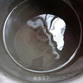 百合花银耳糖水的做法步骤：3