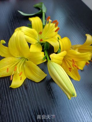 百合花银耳糖水的做法步骤：11