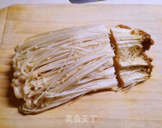 蒜香番茄酱烤金针菇的做法步骤：1