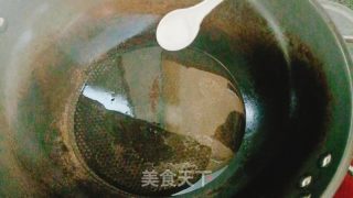 鱼头烧豆腐的做法步骤：2