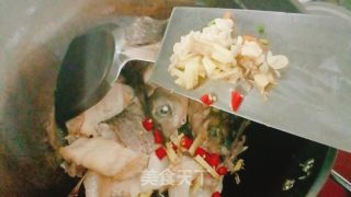 鱼头烧豆腐的做法步骤：5