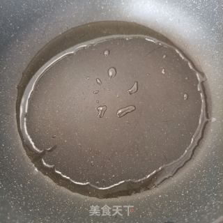 西兰花梗炒蛋的做法步骤：7