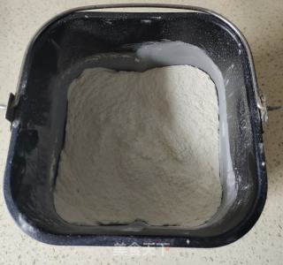 超软面包的做法步骤：1
