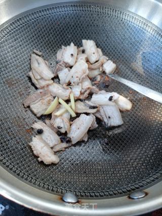 豇豆回锅肉的做法步骤：9