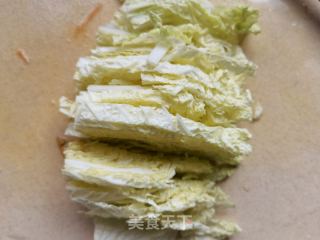 娃娃菜胡萝卜拌粉丝的做法步骤：1