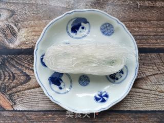 娃娃菜胡萝卜拌粉丝的做法步骤：3