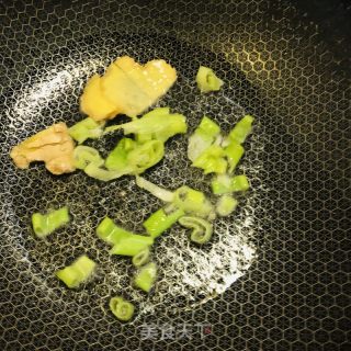 番茄炒蛋的做法步骤：7