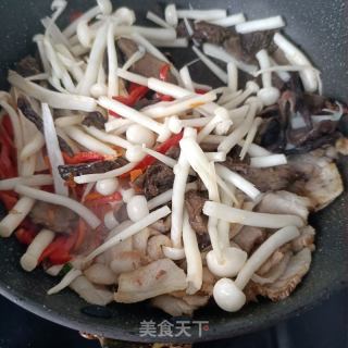 白玉菇松蘑回锅肉的做法步骤：18