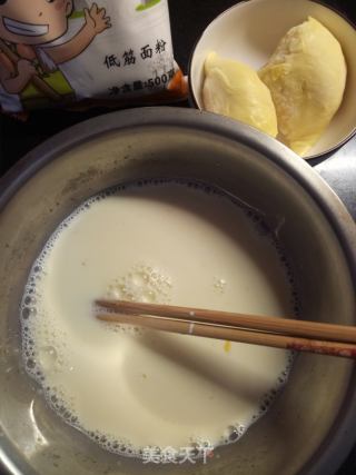 榴莲千层蛋糕的做法步骤：2