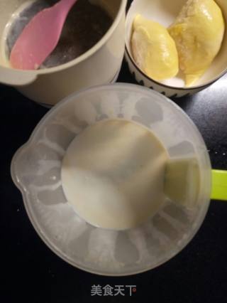 榴莲千层蛋糕的做法步骤：4