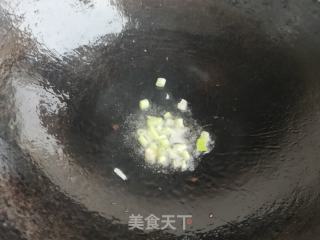 番茄青椒炒茄丁的做法步骤：4