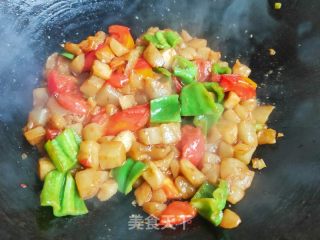 番茄青椒炒茄丁的做法步骤：9