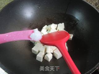 咸菜毛豆炒豆腐的做法步骤：5
