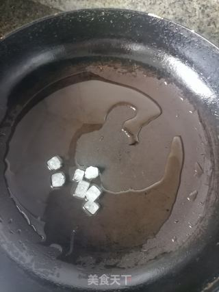 红烧鸡翅的做法步骤：3