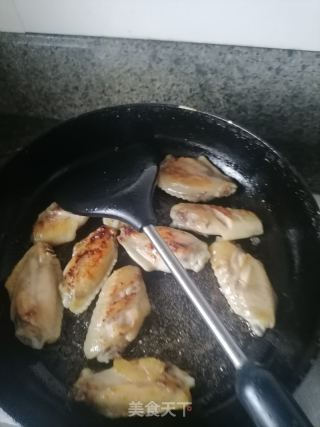 红烧鸡翅的做法步骤：5