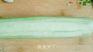 丝瓜炒蛋的做法步骤：2